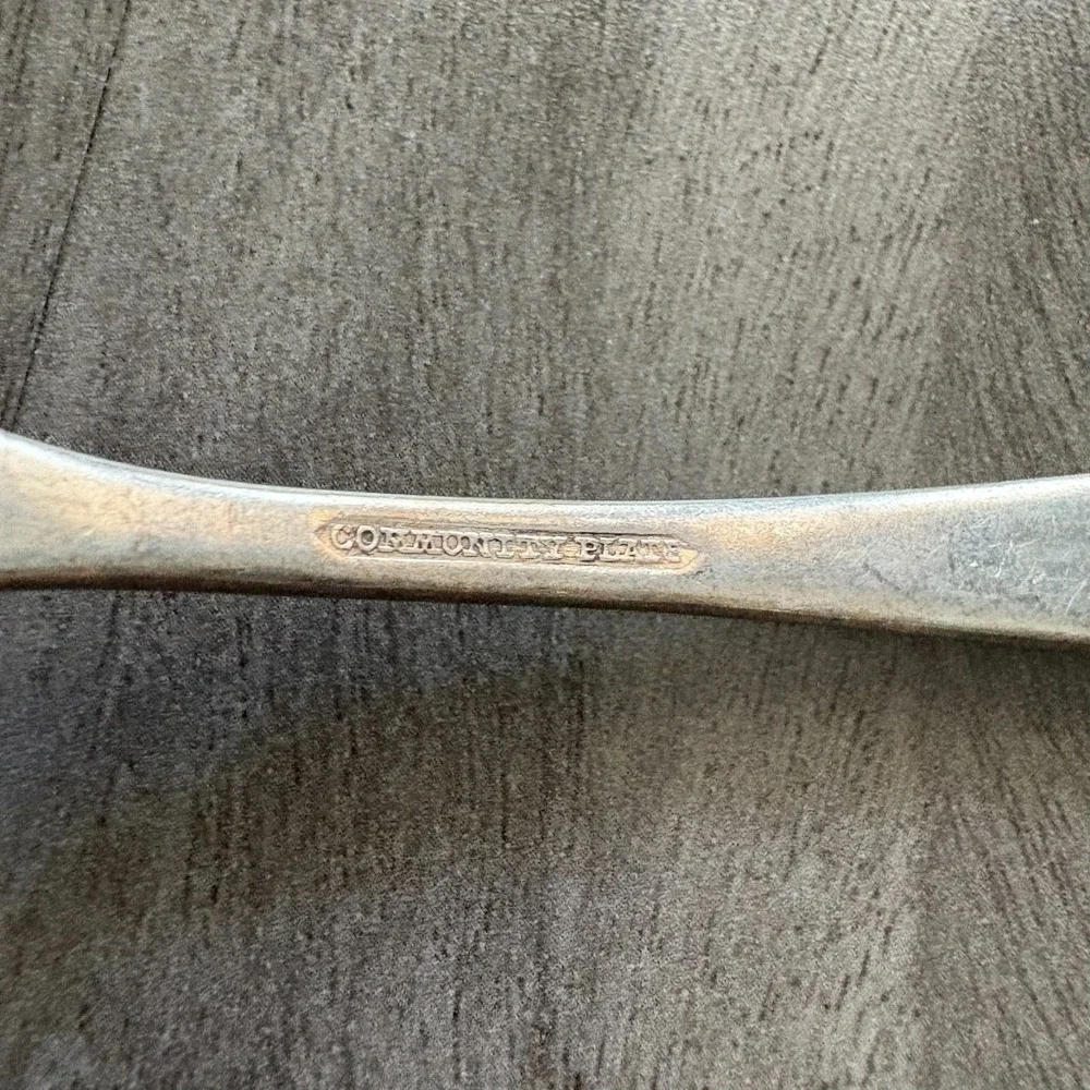 6 Vintage Community Plate Silverplated Teaspoons Monogram Art‎ Deco 6